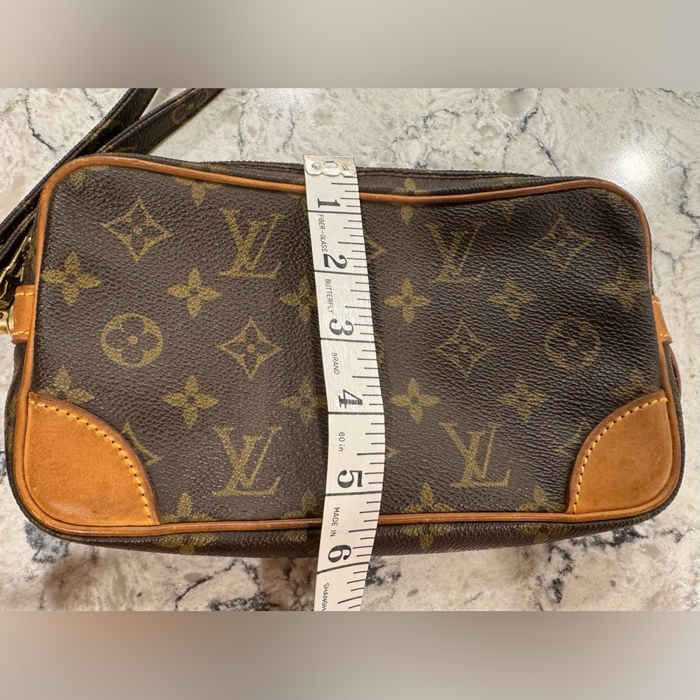 Authentic LOUIS VUITTON Monogram Canvas Leather Clutch Bag - Picture 5 of 12